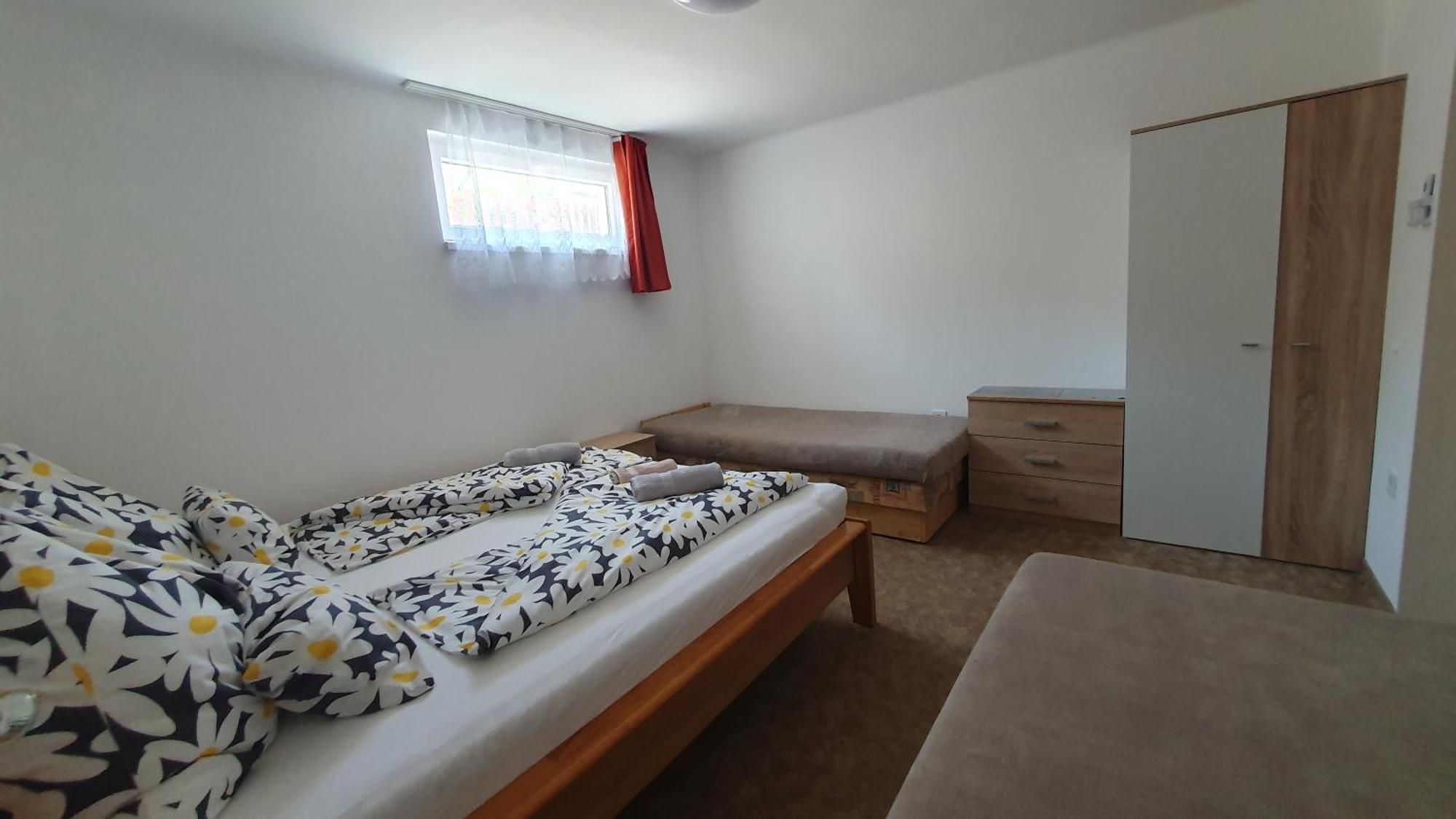 Berbe Apartman Balatonlelle Dış mekan fotoğraf